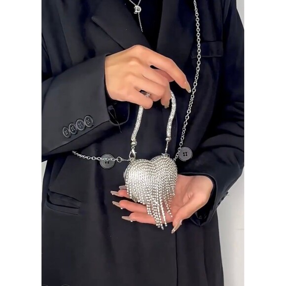 Luxury Heart Crystal Clutch Purse Rhinestone Mini Evening Bag for Parties - Picture 1 of 3